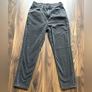 American Eagle Mom Jeans size 6 regular